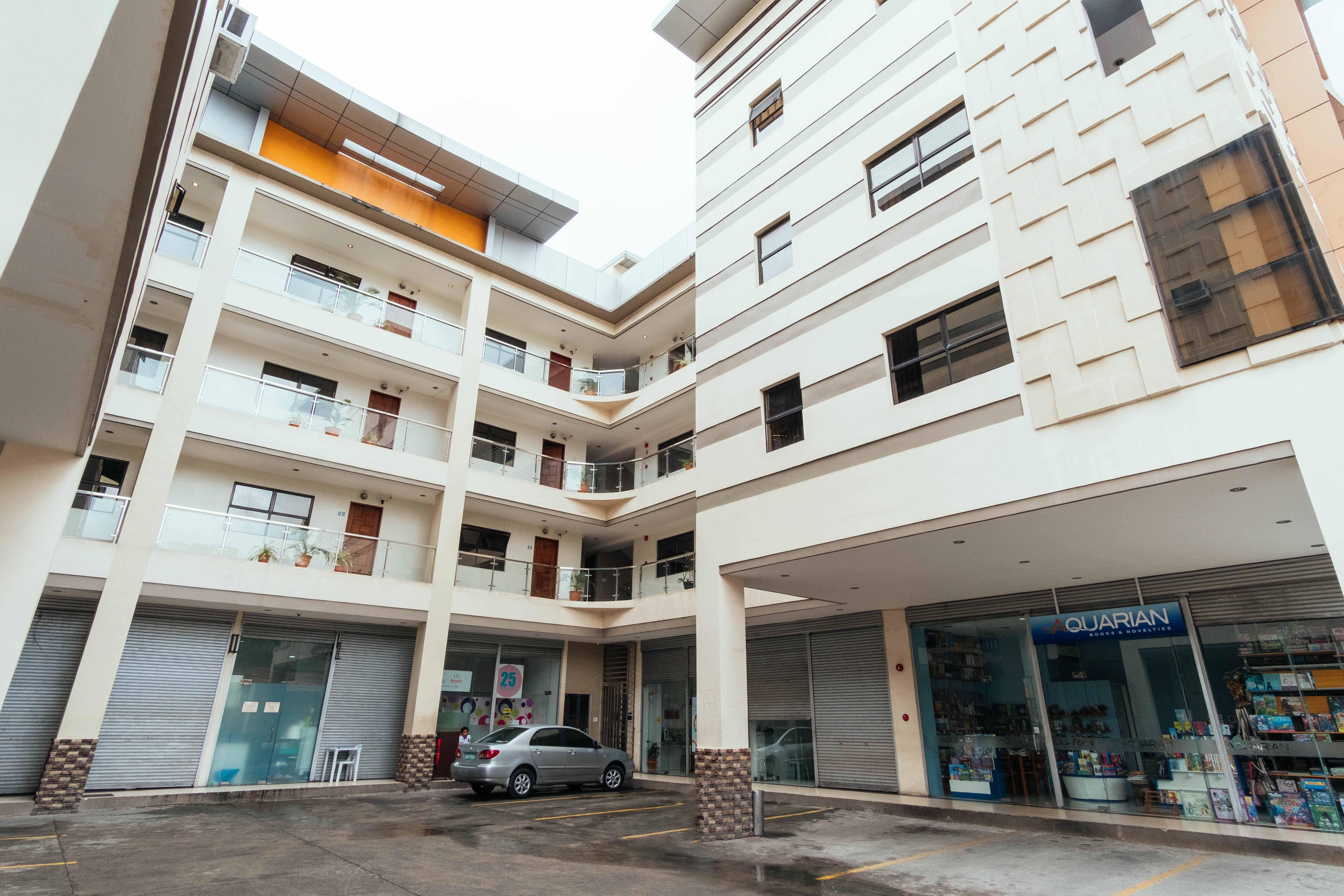 Oyo 443 Maria Cristina Arcade Suites Cebu Eksteriør bilde